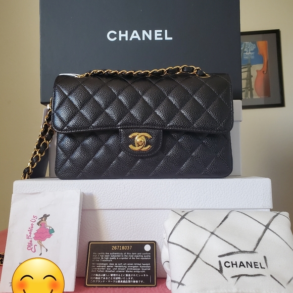 Chanel classic black caviar gold hw small bag